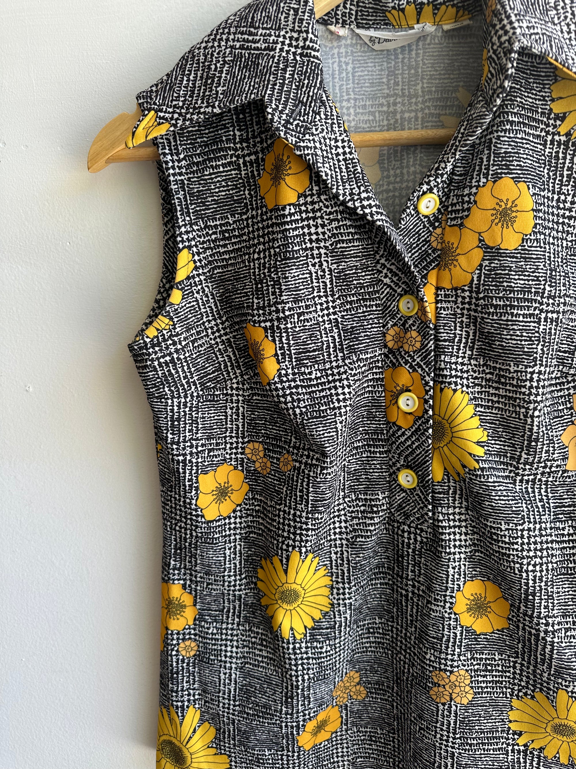 Vintage 1960s Daisy + Plaid Skirt Set | Size 8