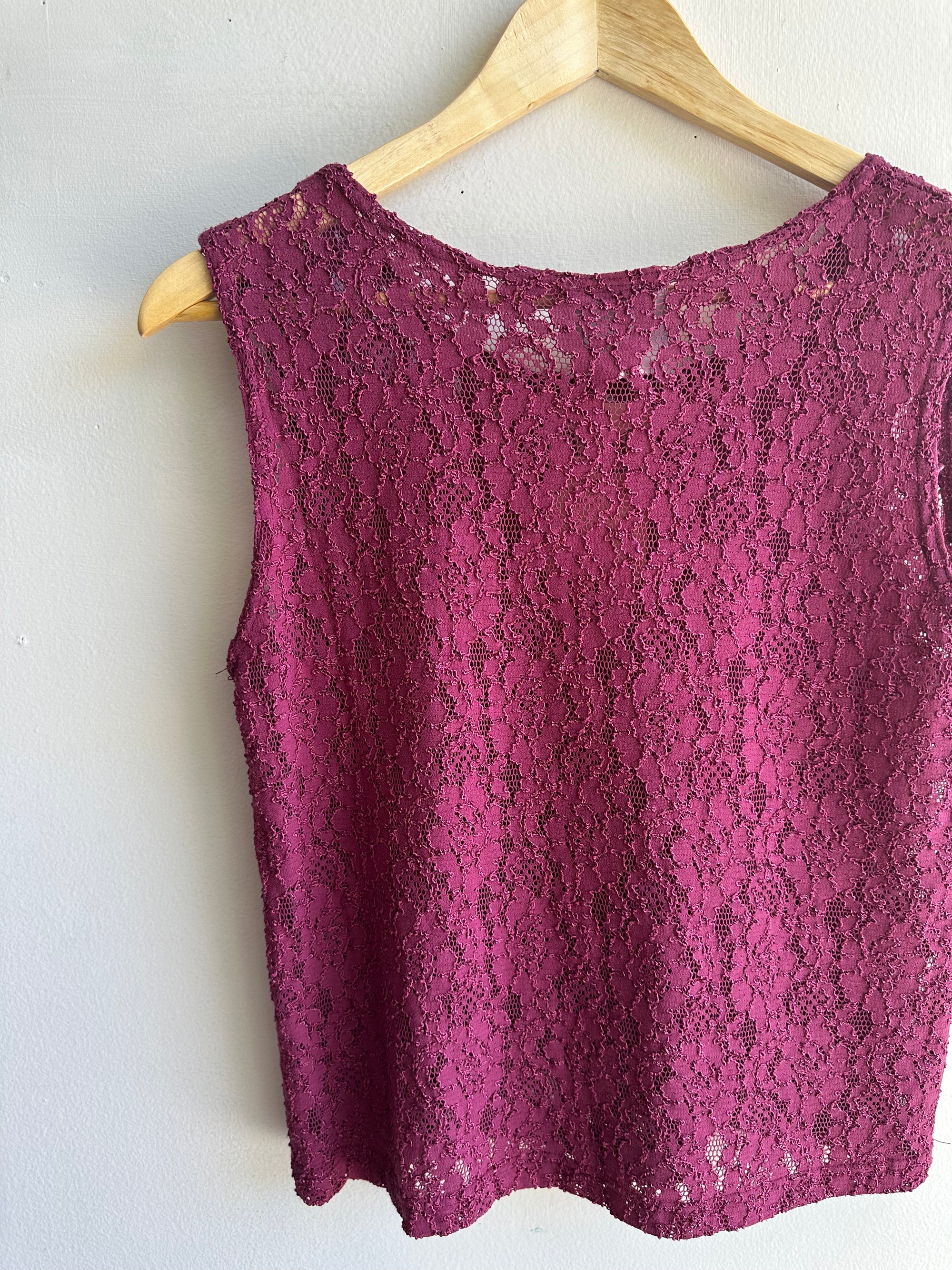 Vintage Schelles Lace Tank Top | Size Medium | Berry | Made in Canada