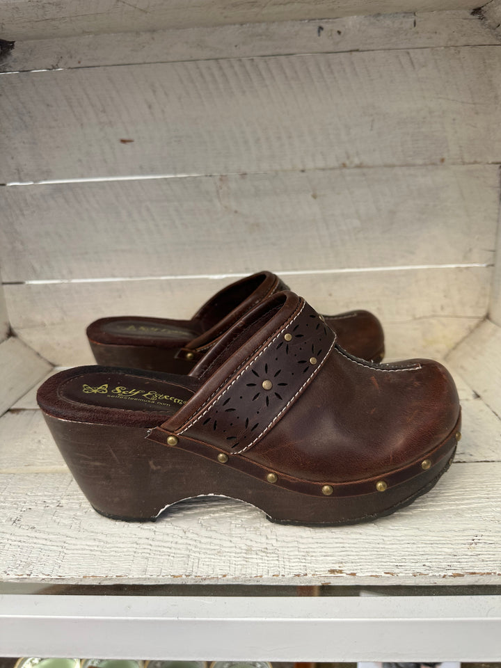 Vintage Y2K Studded Brown Leather + Wood Clogs | Size Women’s 6