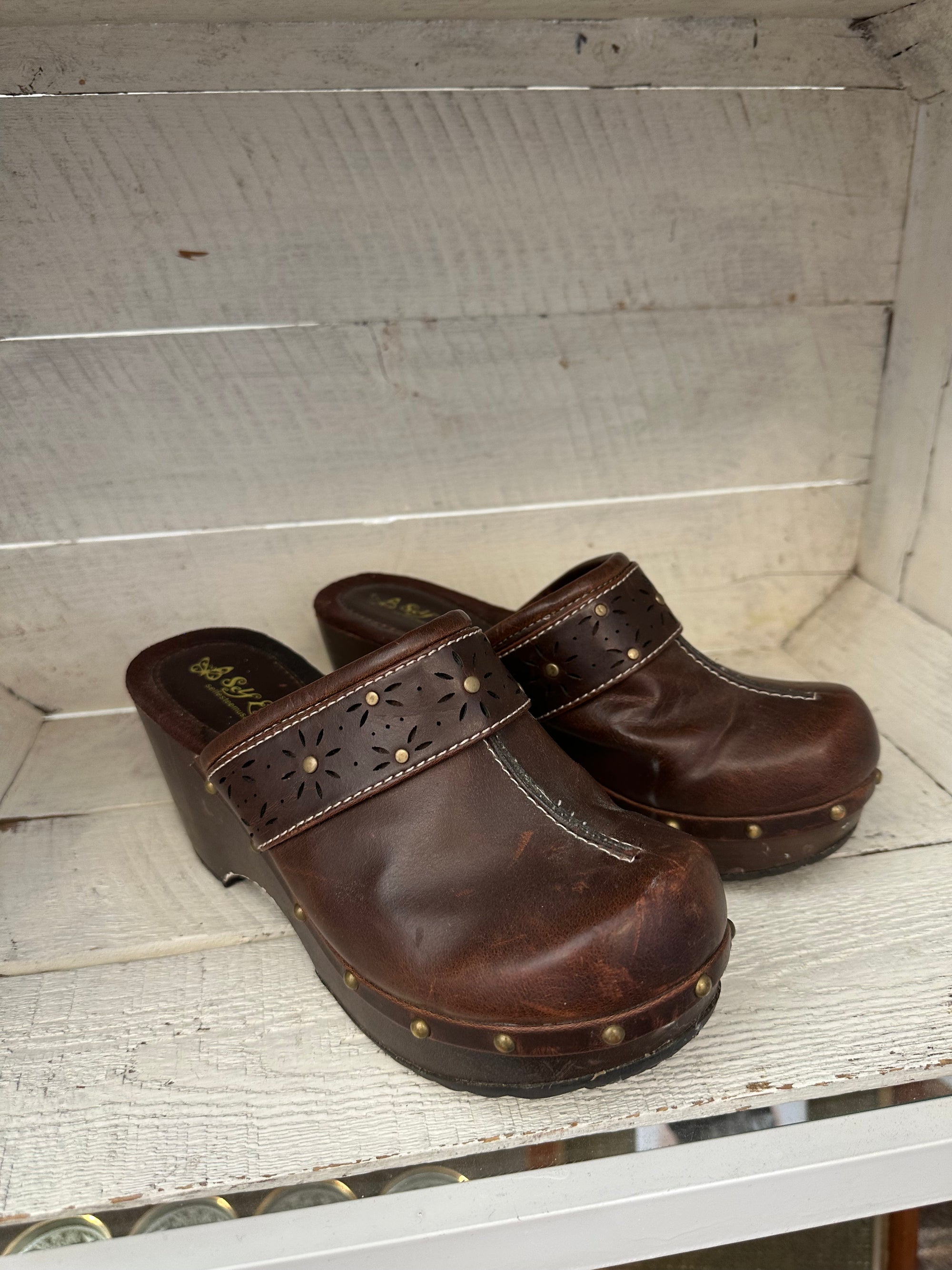 Vintage Y2K Studded Brown Leather + Wood Clogs | Size Women’s 6
