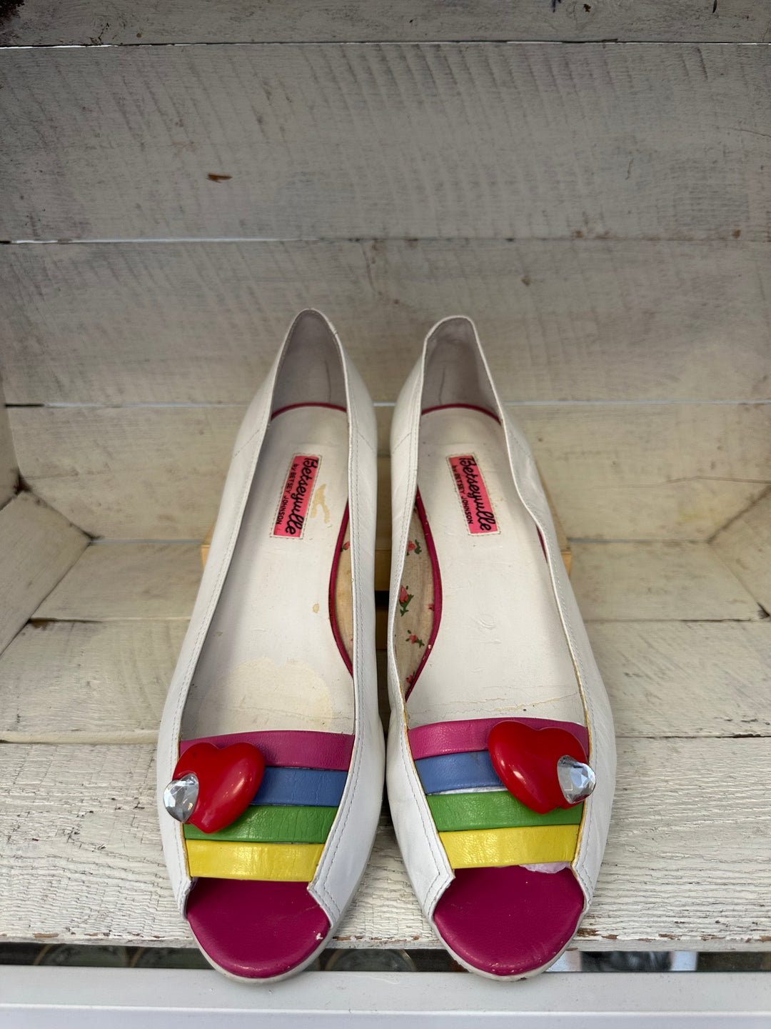 Vintage Betsyville Betsy Johnson Rainbow Kitten Heel Flats | Size Women’s 8