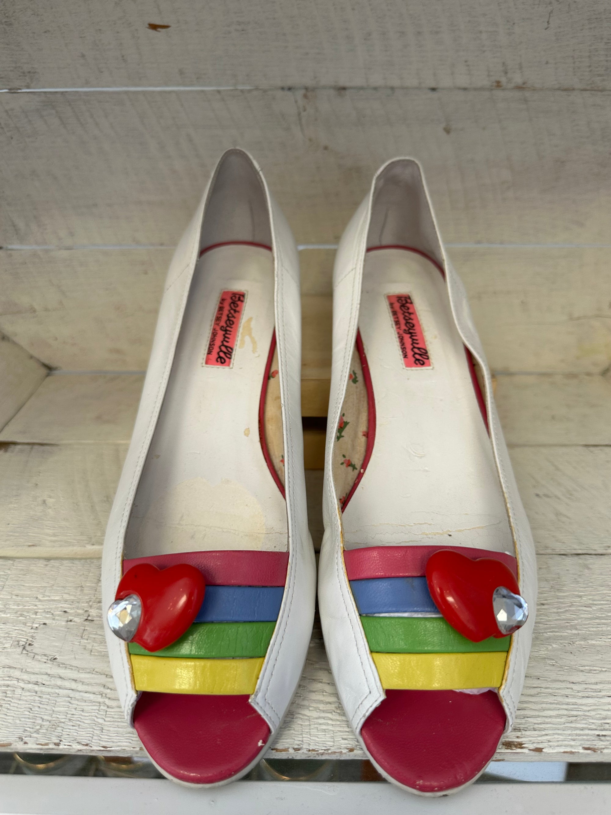 Vintage Betsyville Betsy Johnson Rainbow Kitten Heel Flats | Size Women’s 8