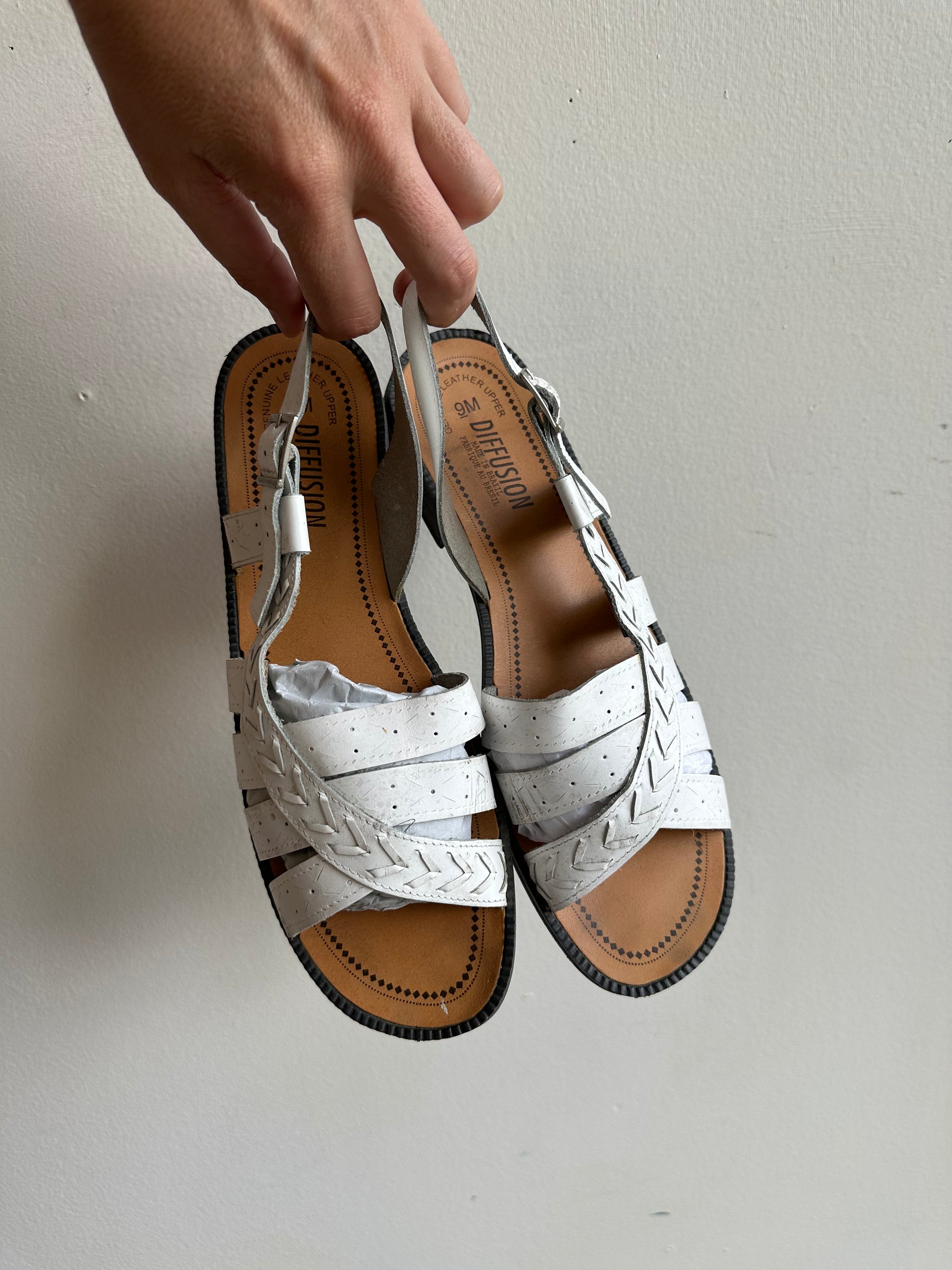 Vintage White Leather Strappy Sandals | Size Women’s 9