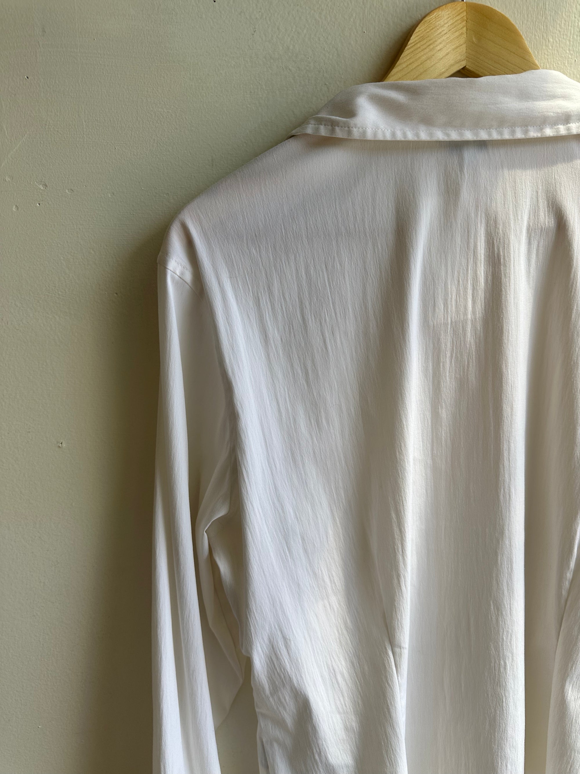 Vintage Dream Blouse – Soft Textured White Button-Up | Size Extra Large