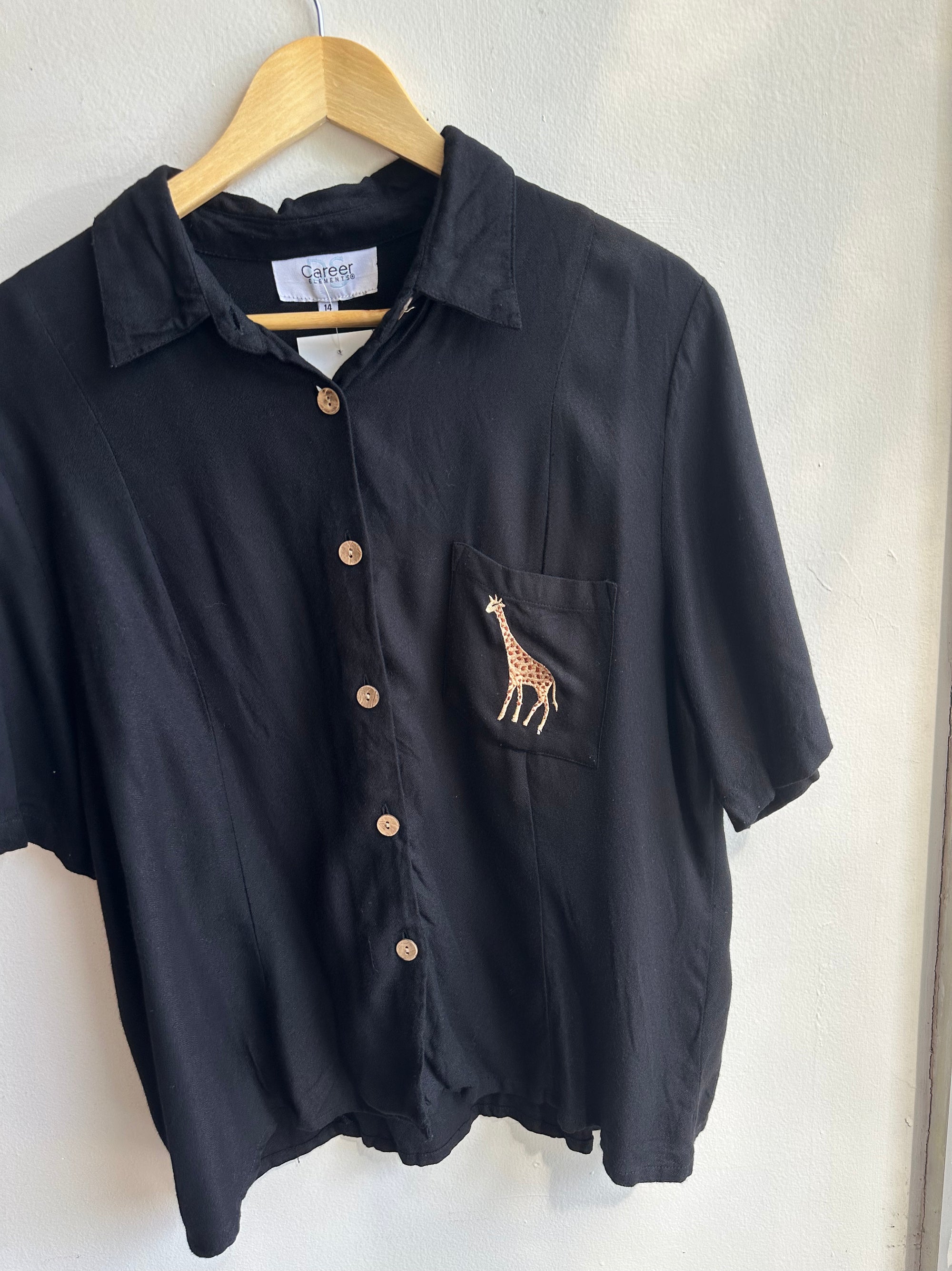 Vintage Giraffe Pocket Button-Up – Safari Cool | Size 14