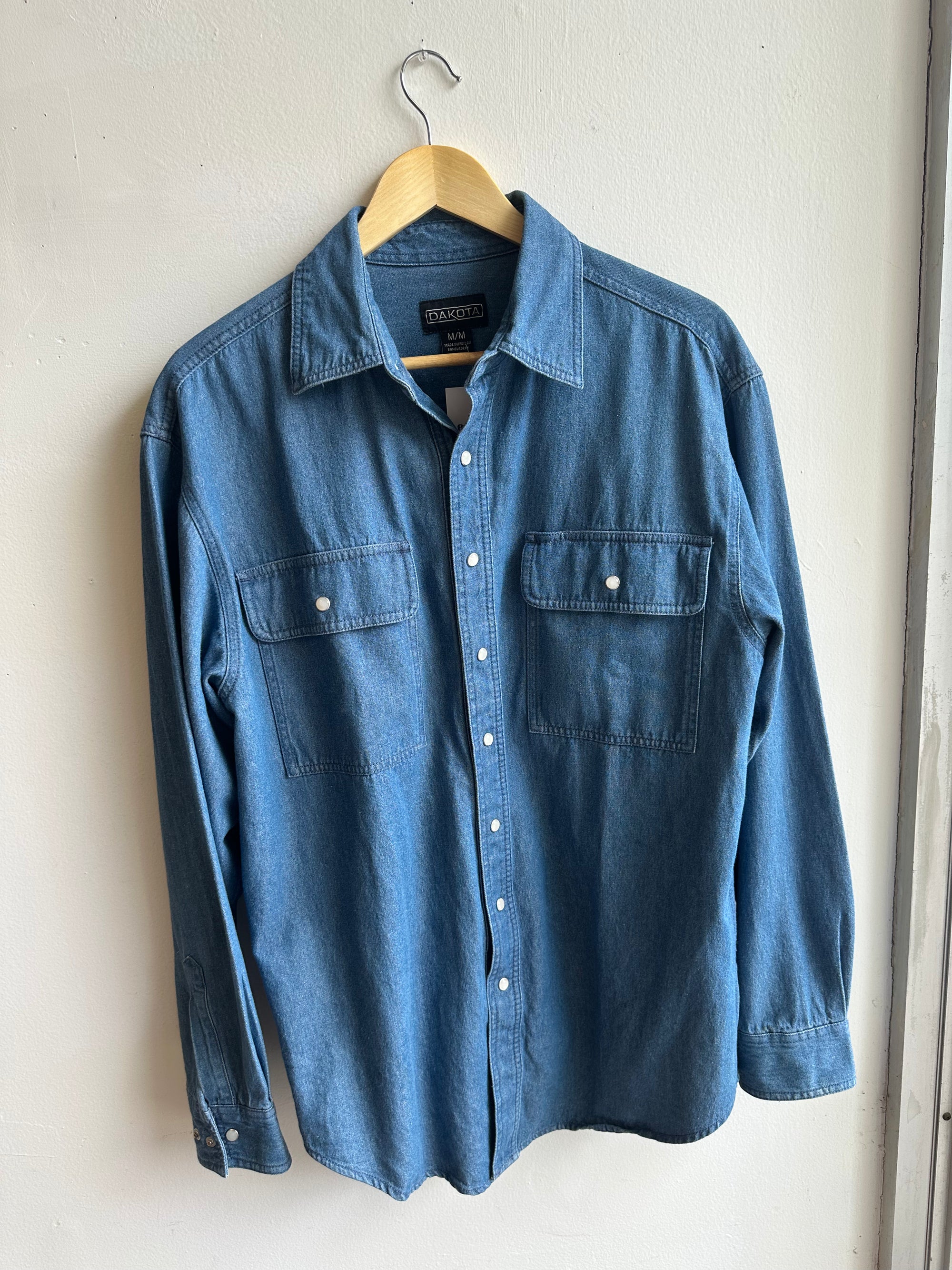 Vintage Dakota Denim Work Shirt – Classic Blue | Size Medium