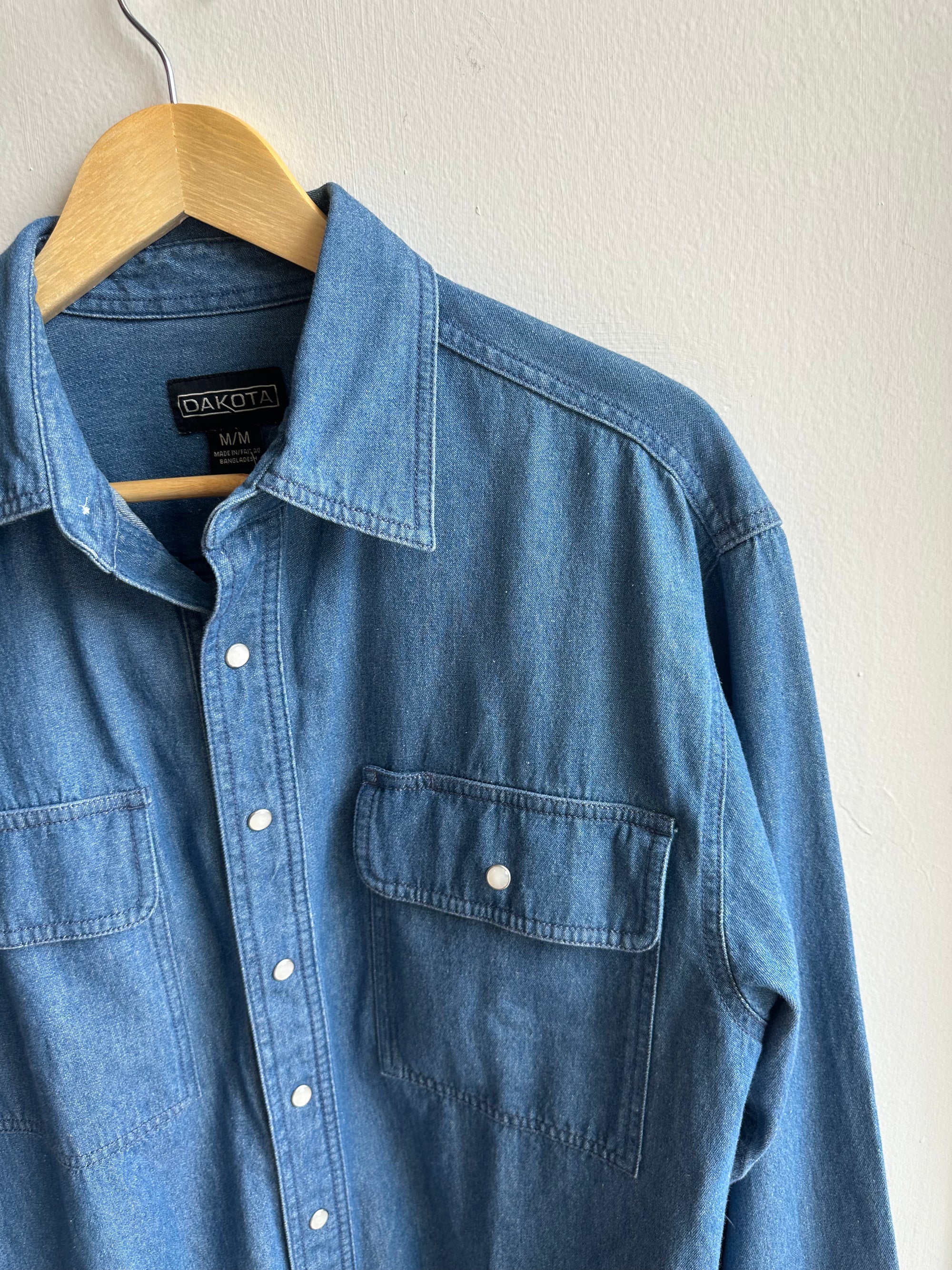 Vintage Dakota Denim Work Shirt – Classic Blue | Size Medium