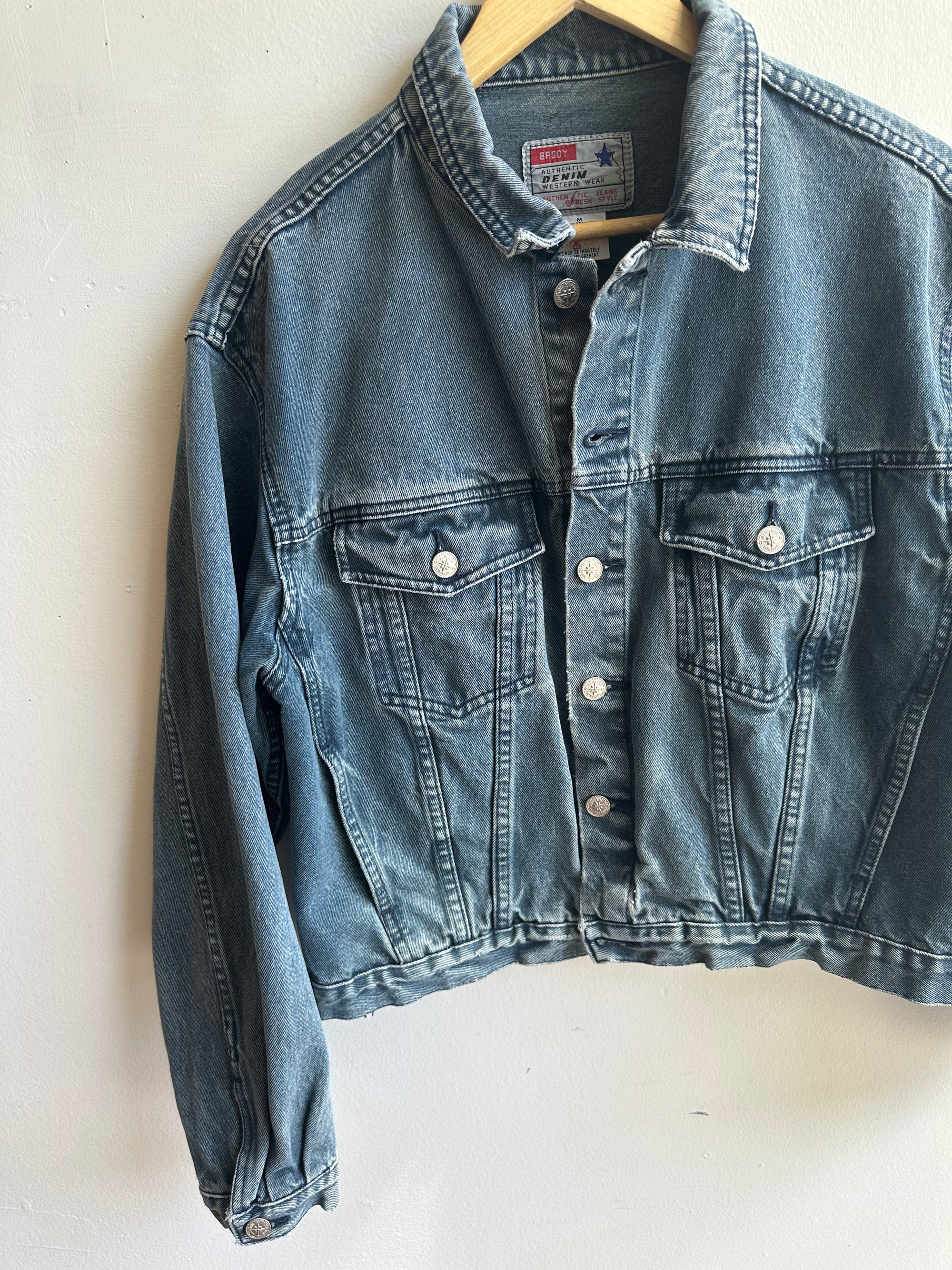 Vintage 90s Broken-In Denim Jacket – Unisex Fit | Size Medium