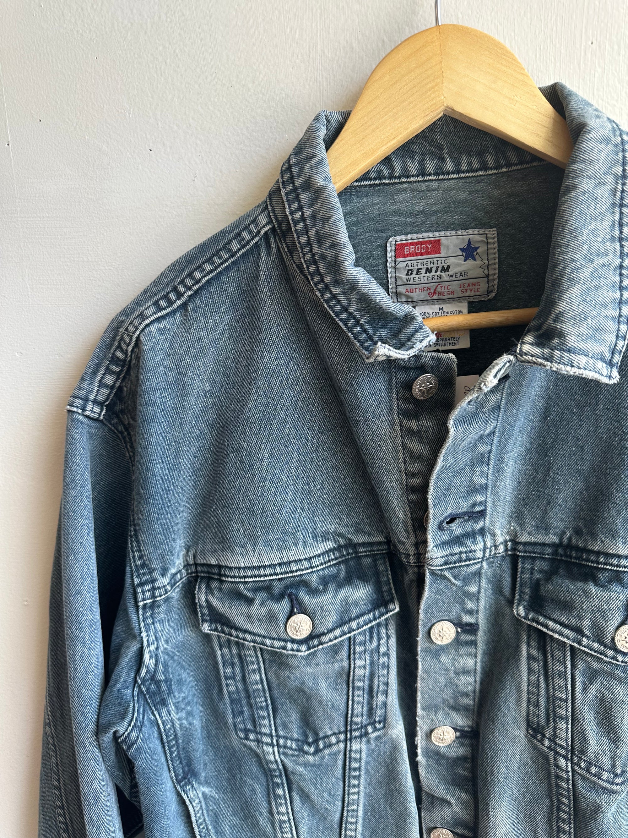 Vintage 90s Broken-In Denim Jacket – Unisex Fit | Size Medium