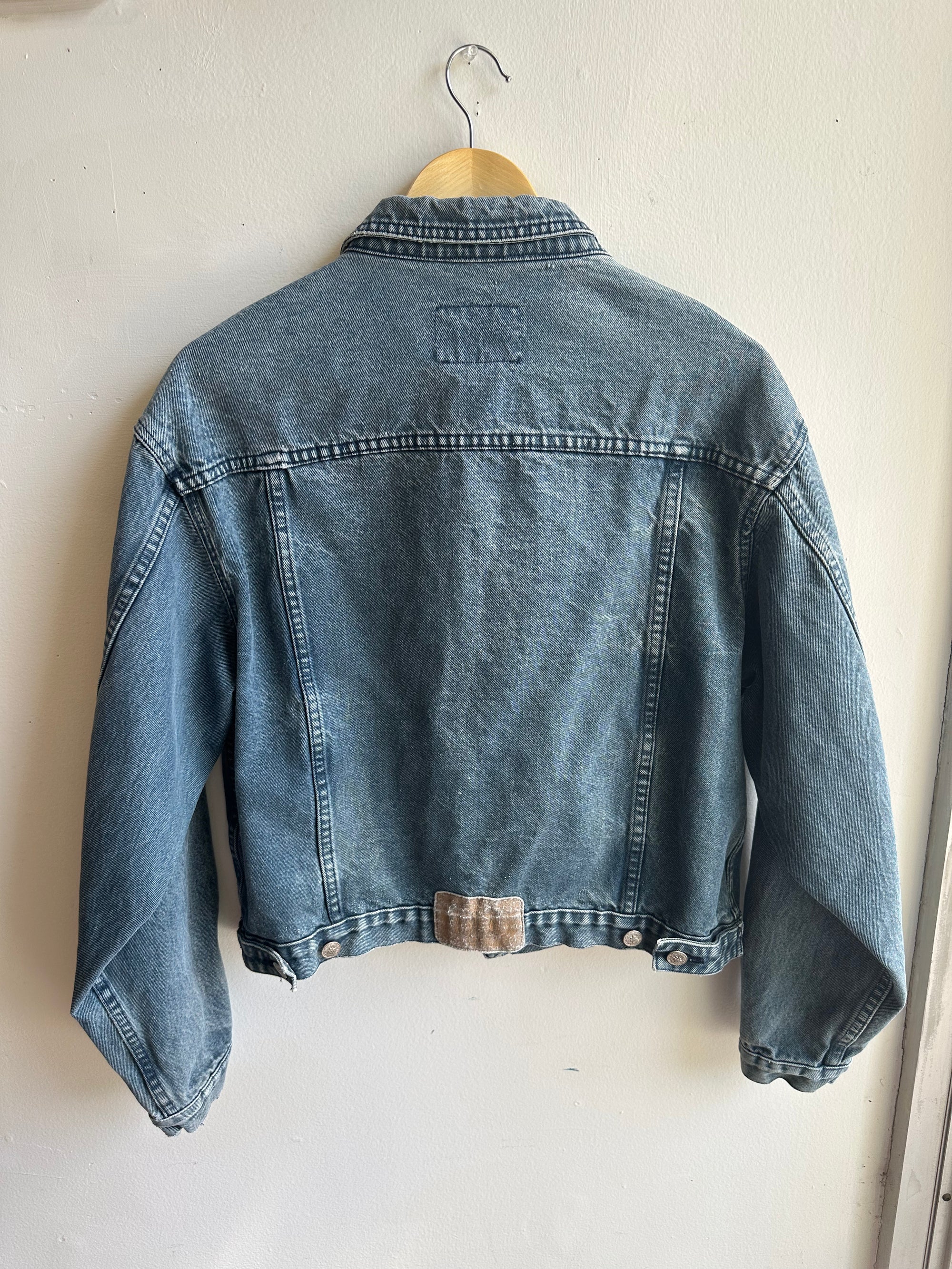 Vintage 90s Broken-In Denim Jacket – Unisex Fit | Size Medium