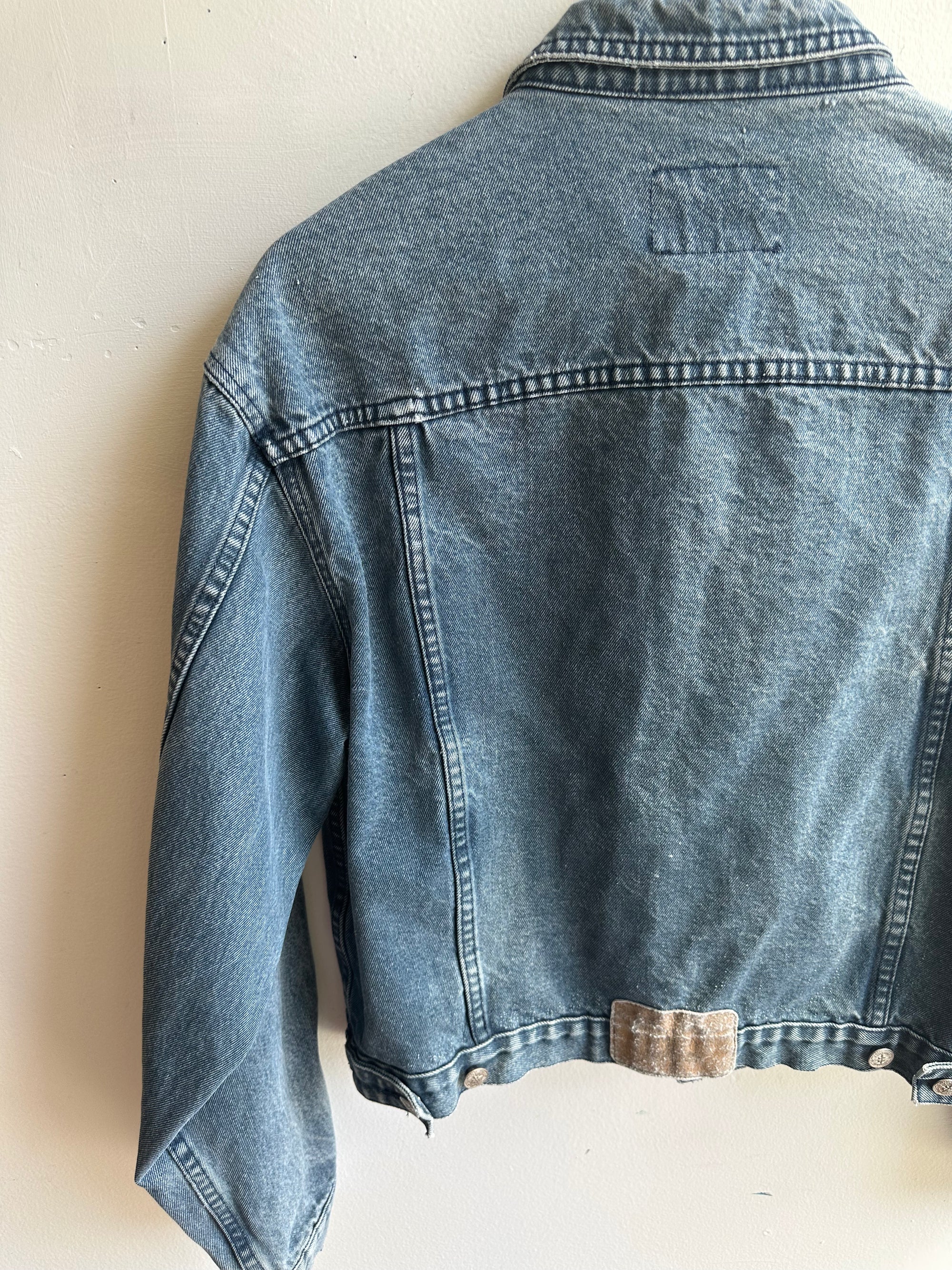 Vintage 90s Broken-In Denim Jacket – Unisex Fit | Size Medium