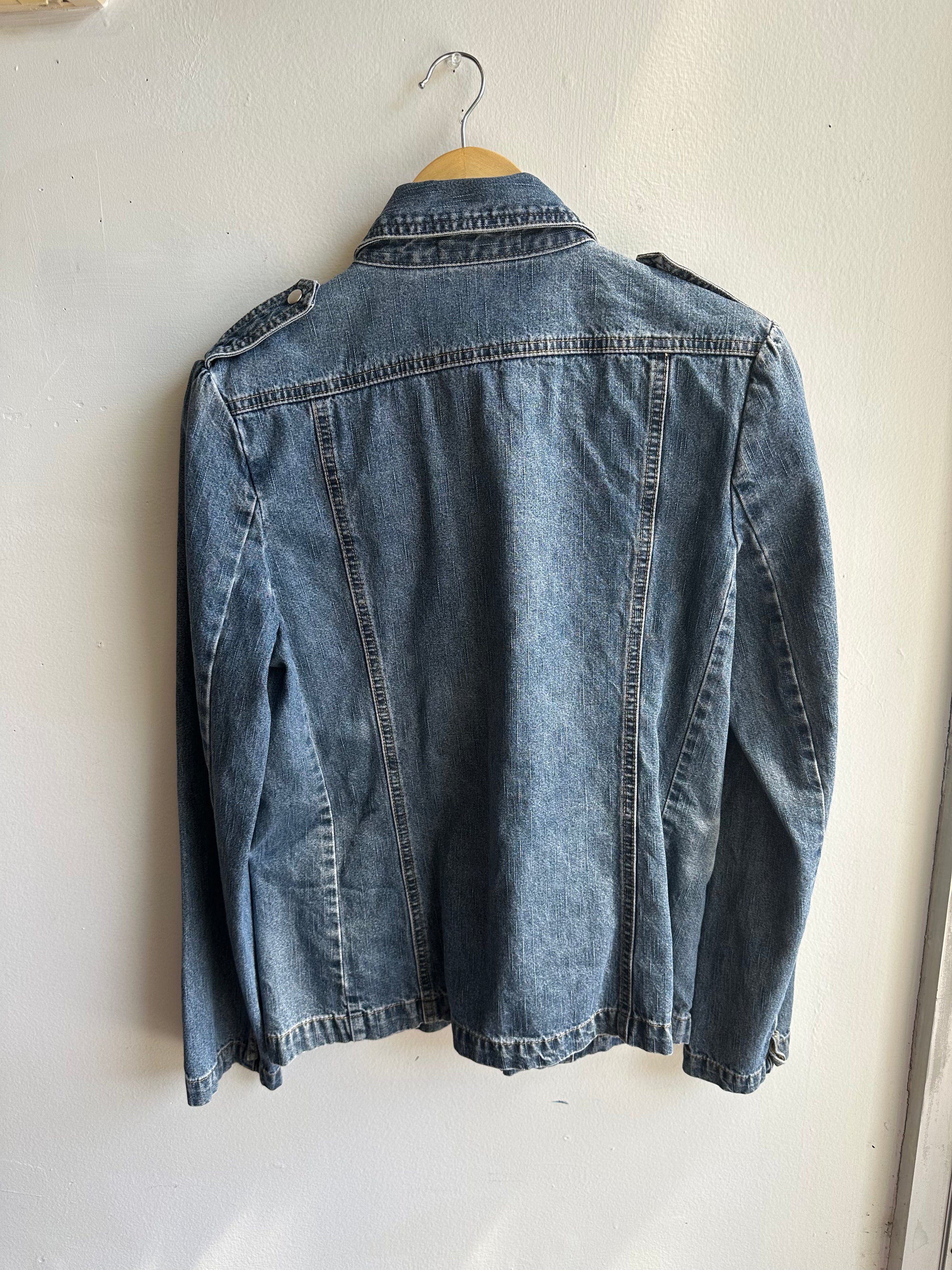 Vintage Y2K Utility Denim Jacket – Cargo Pocket Detail | Size Large