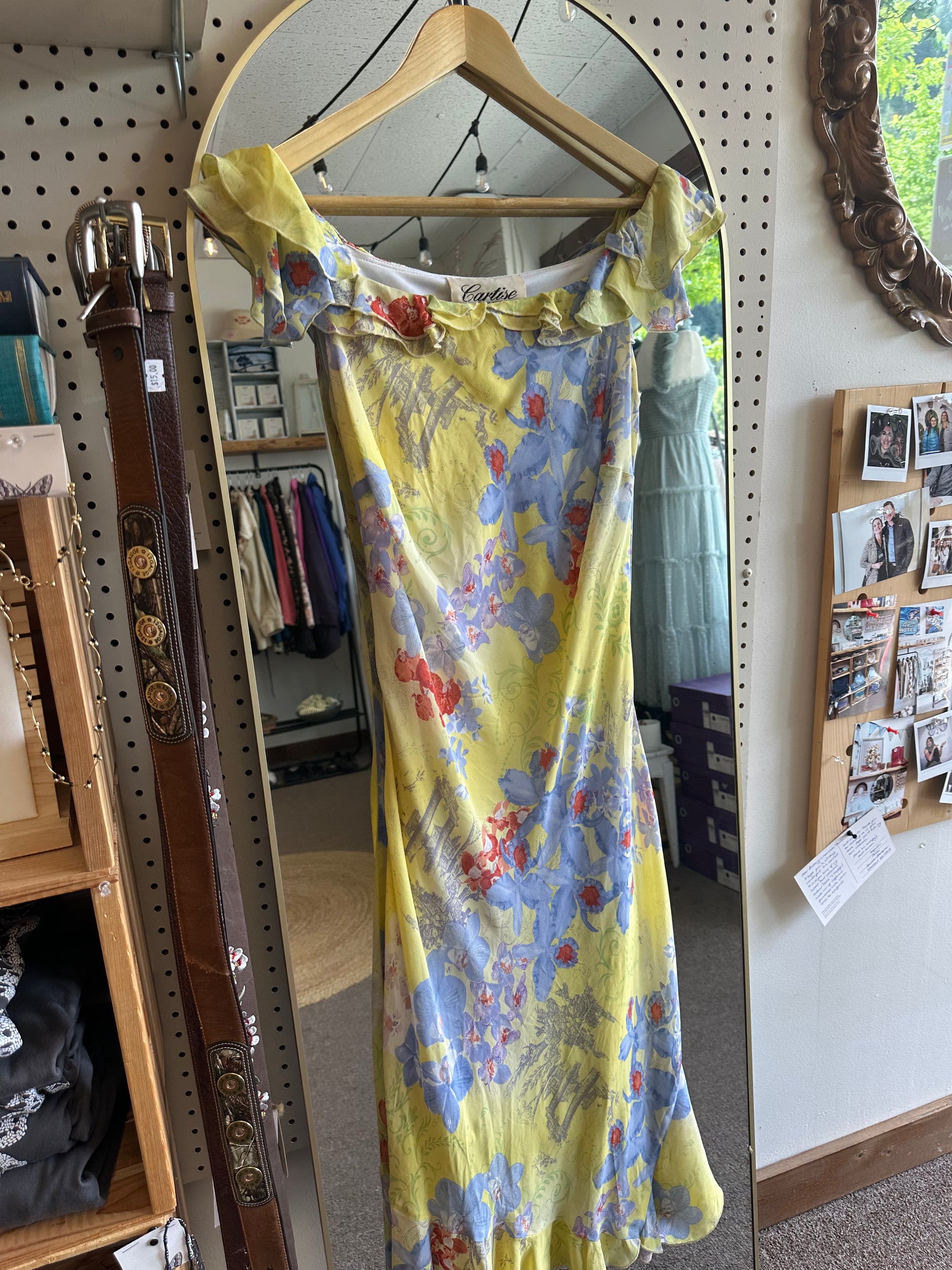 Vintage Cartise Ruffle-Shoulder Floral Dress – Lemon Zest & Lilac Bloom | Size 4