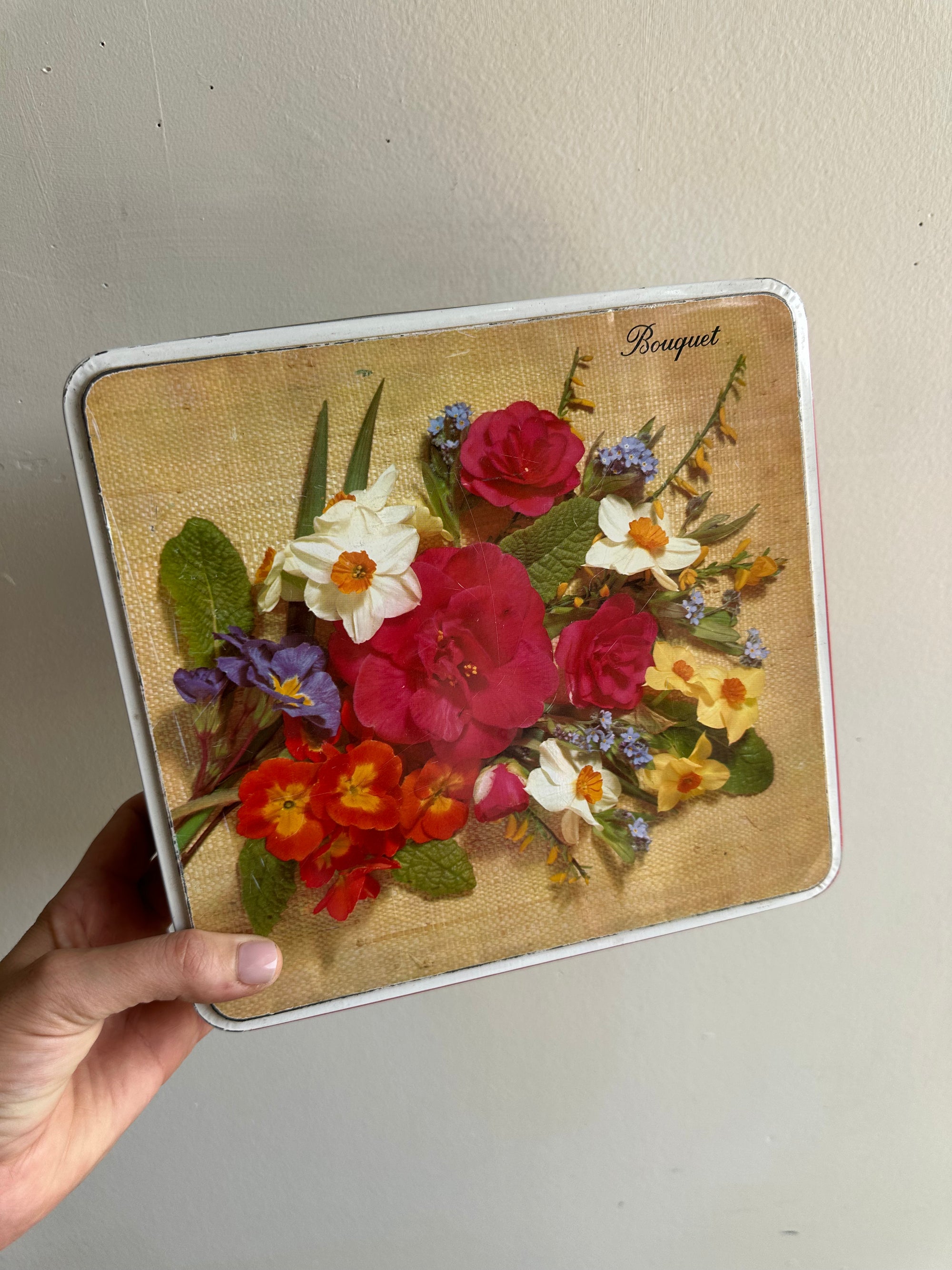 Vintage Floral “Bouquet” Keepsake Tin