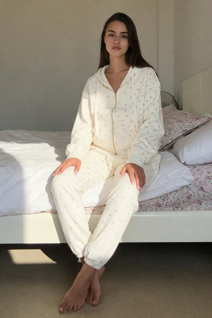 Camille – Cotton Signature Print Zip Hoodie &amp; Jogger Leisure Set 2PC In Floral
