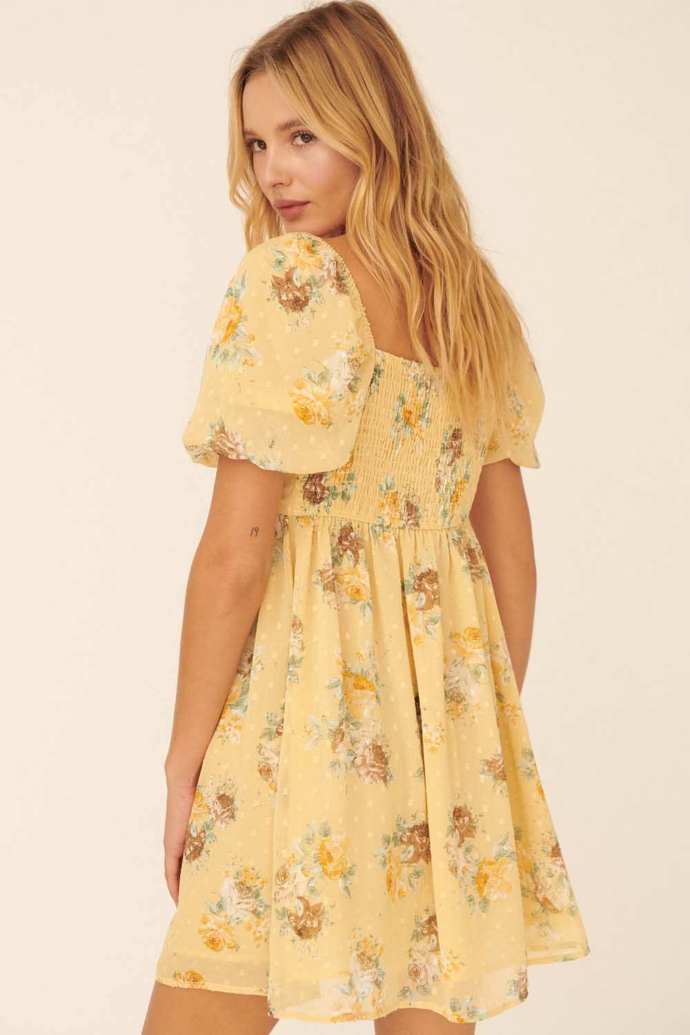 Floral Swiss Dot Sweetheart Smock Back Mini Dress