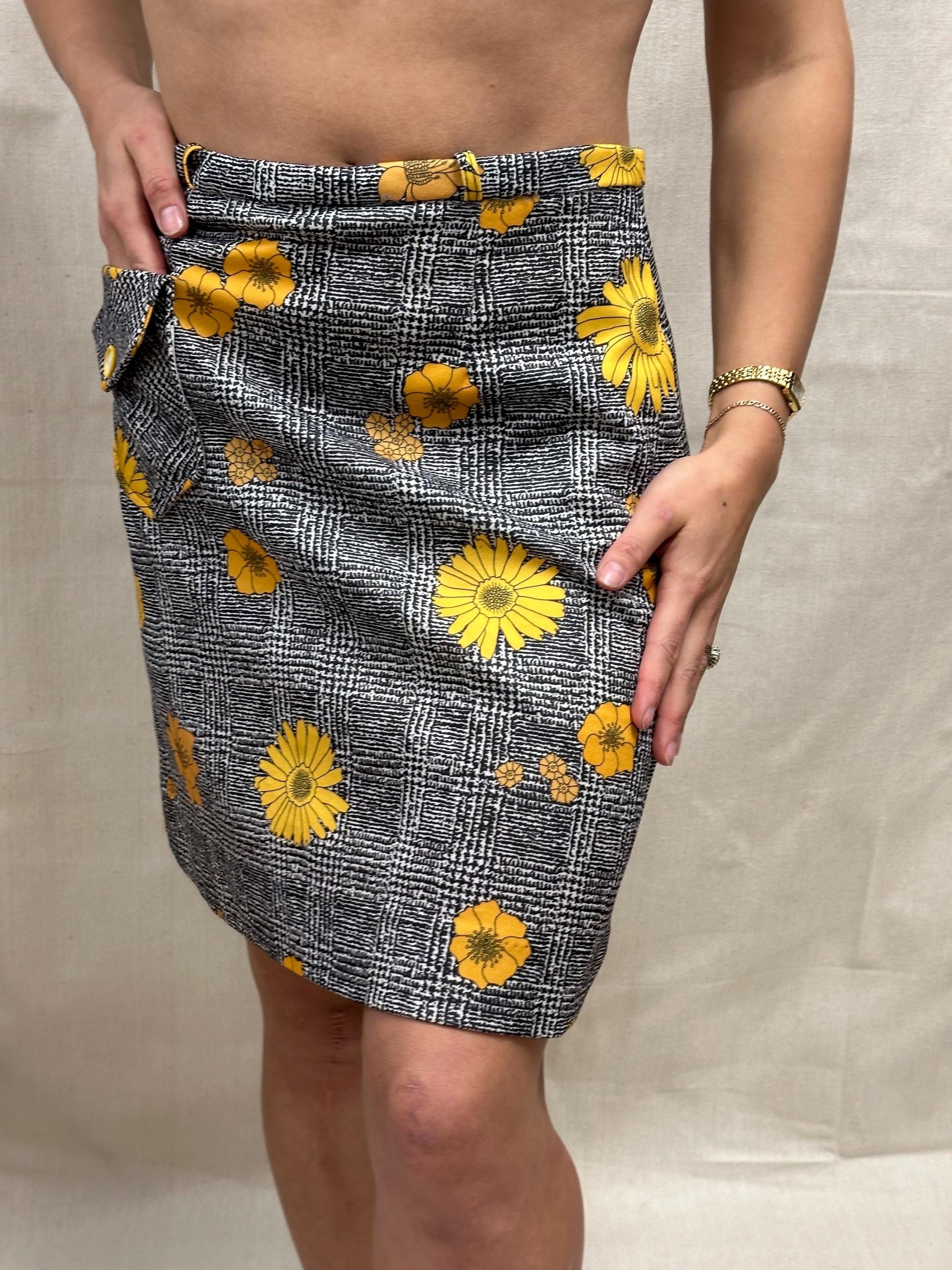 Vintage 1960s Flower Daisy Skort Set