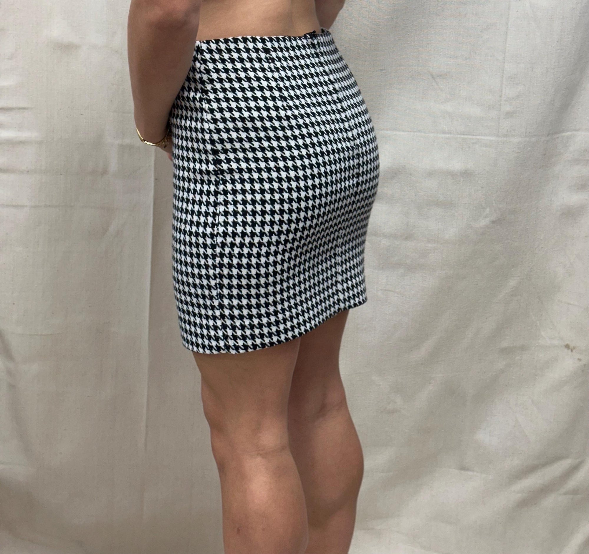 Vintage 00s Black White Houndstooth Mini Skirt