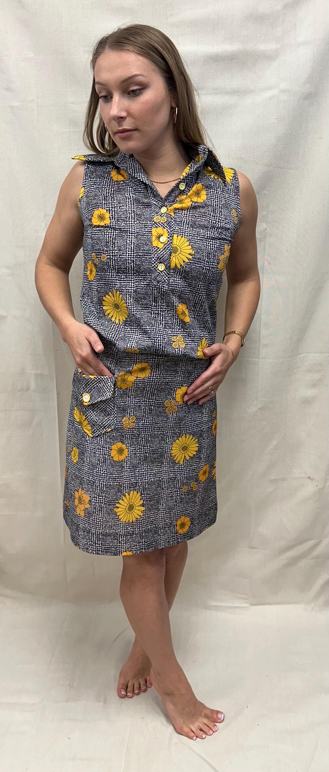 Vintage 1960s Flower Daisy Skort Set