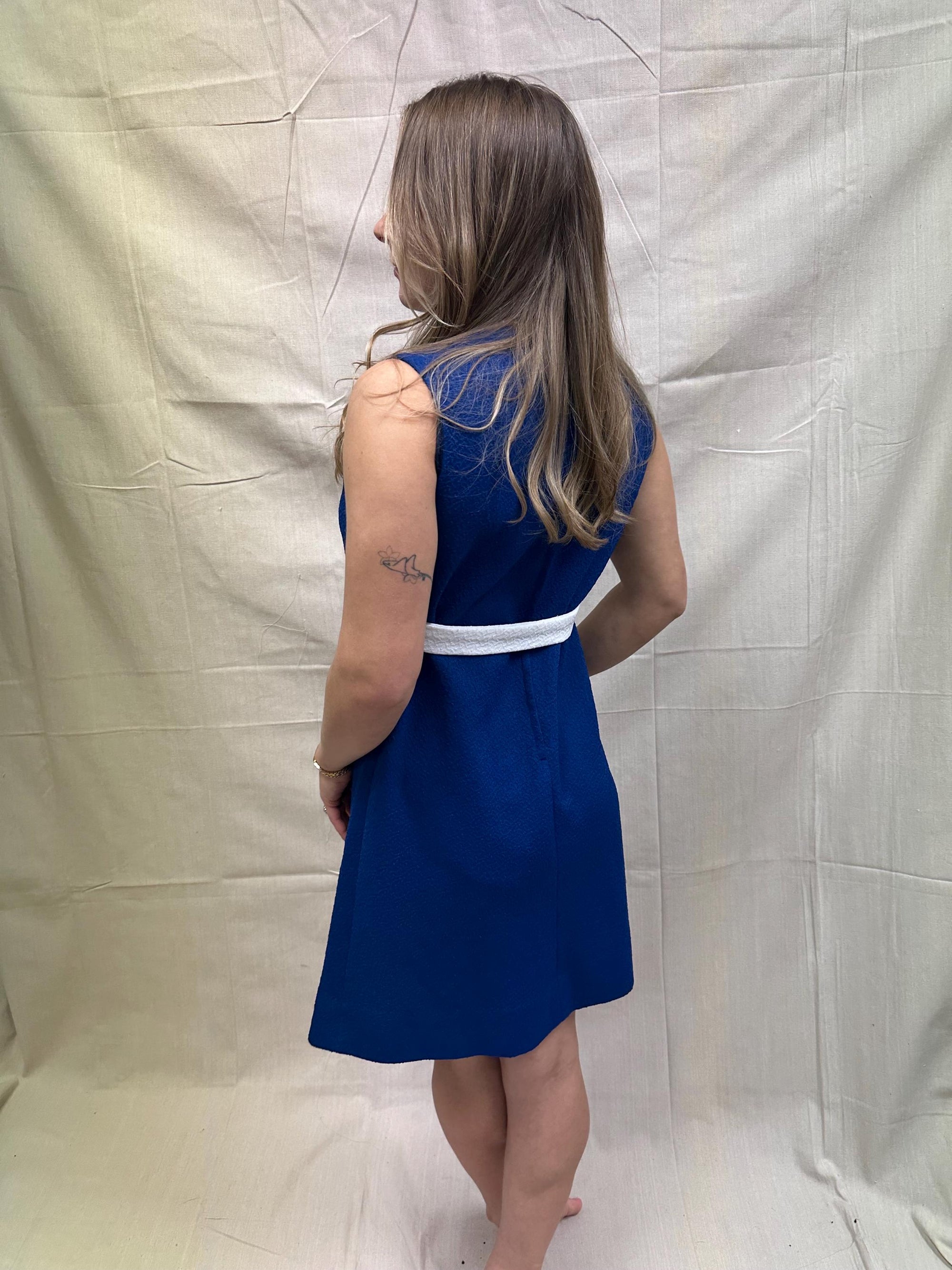 Vintage 1960s Blue Mod Mini Dress with White Trim | Size 6