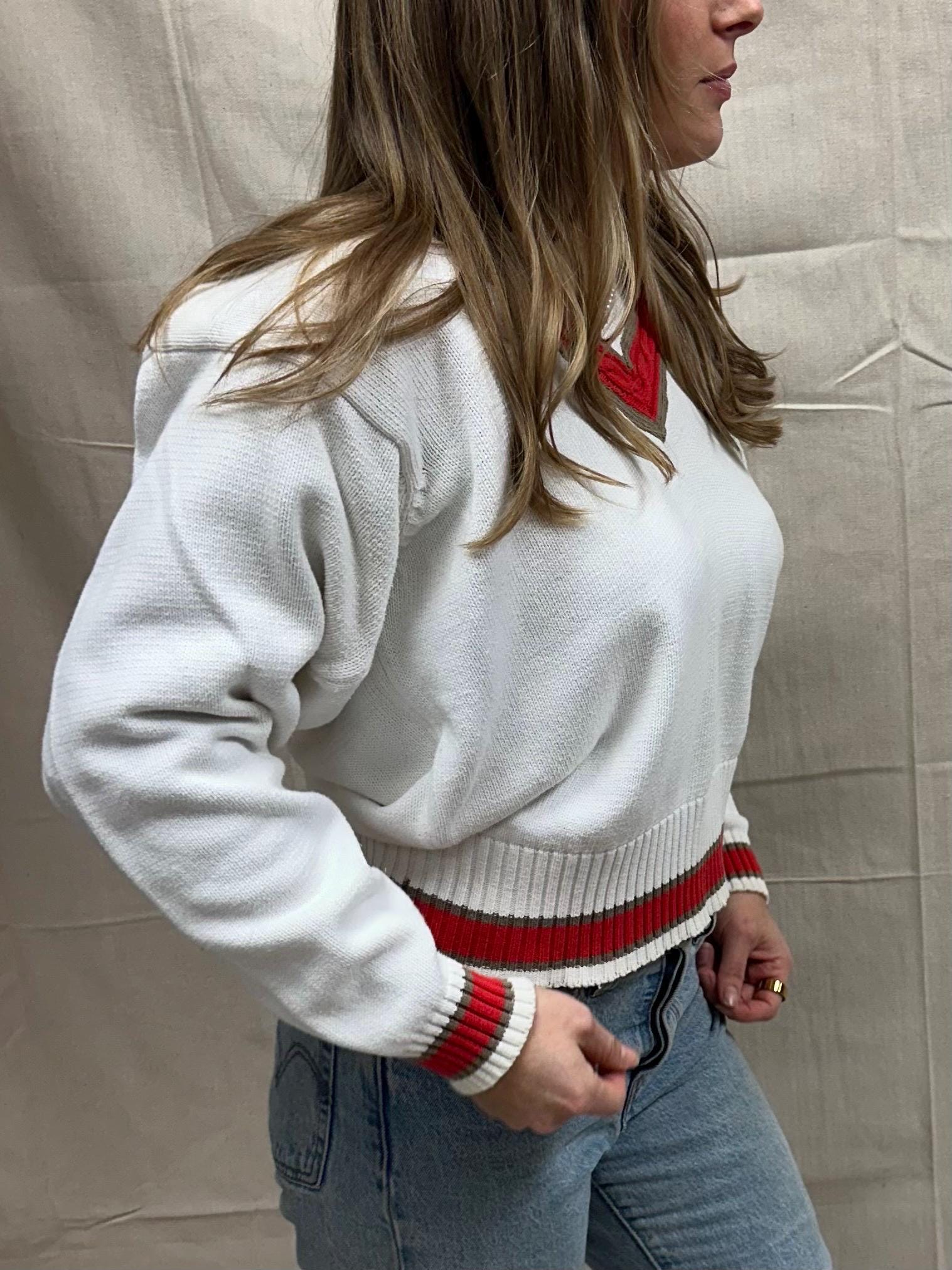 Vintage 80s White V Neck Cotton Sweater With Red Trim Detail | Size L 14-16