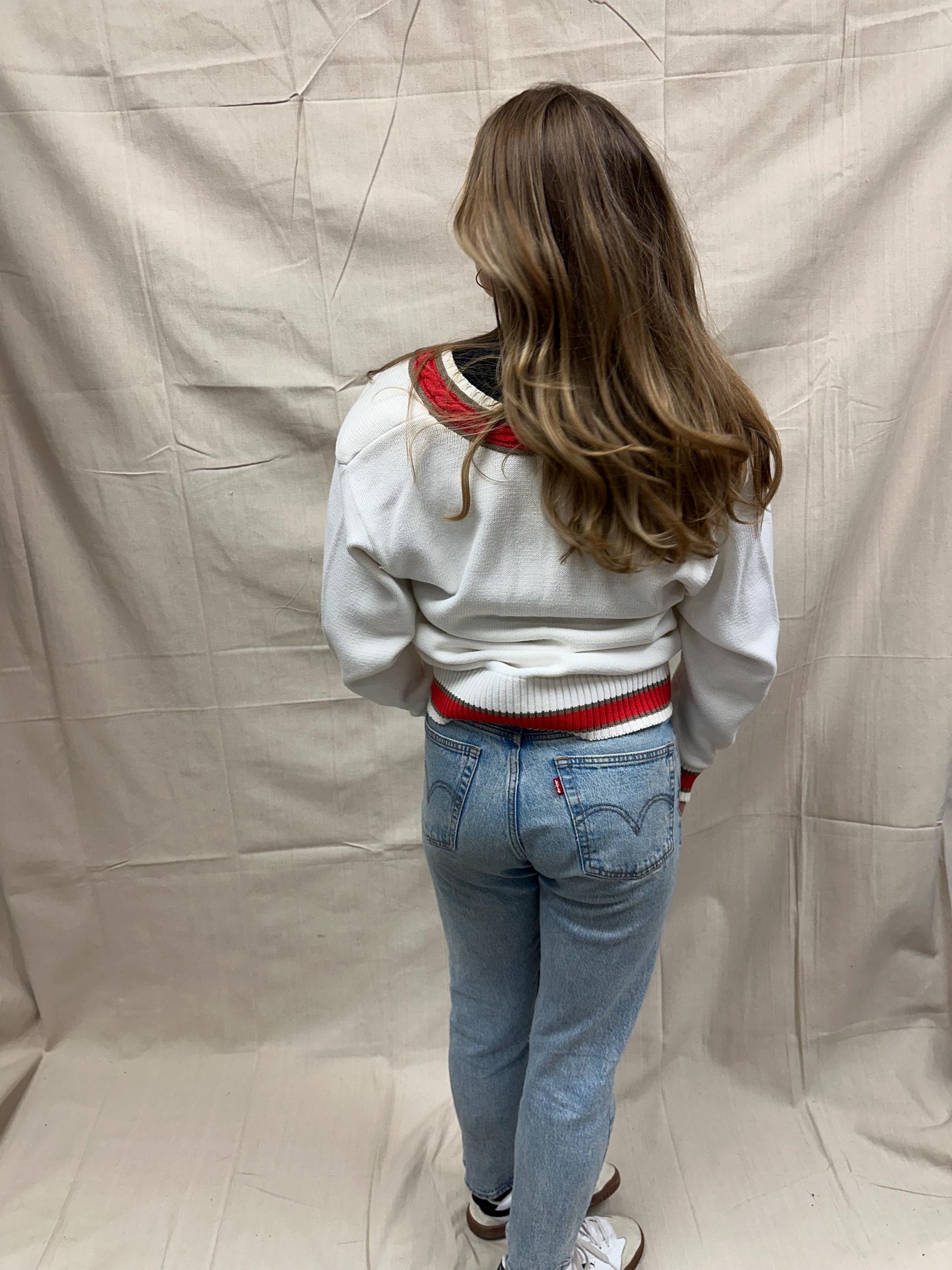 Vintage 80s White V Neck Cotton Sweater With Red Trim Detail | Size L 14-16