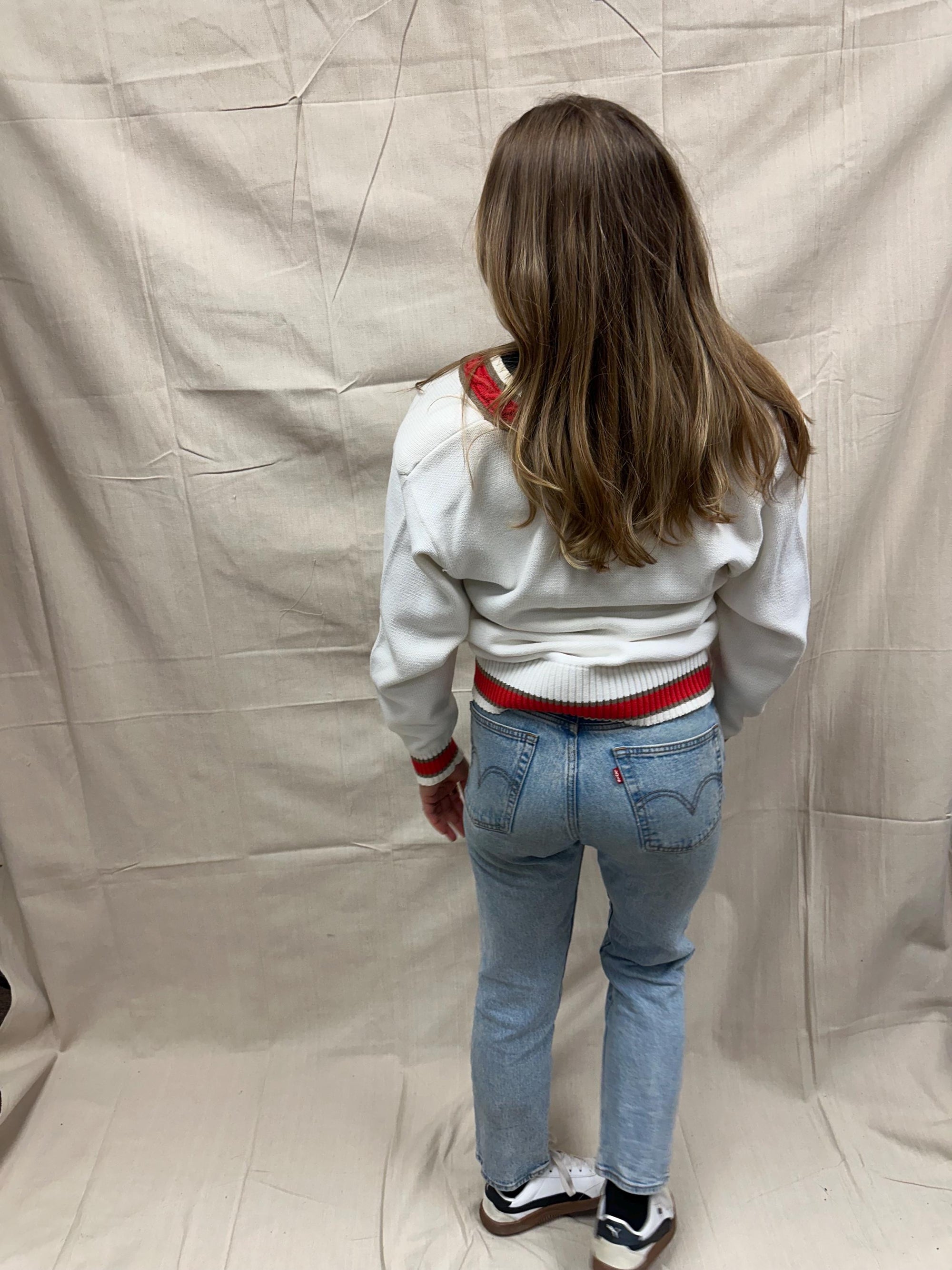 Vintage 80s White V Neck Cotton Sweater With Red Trim Detail | Size L 14-16