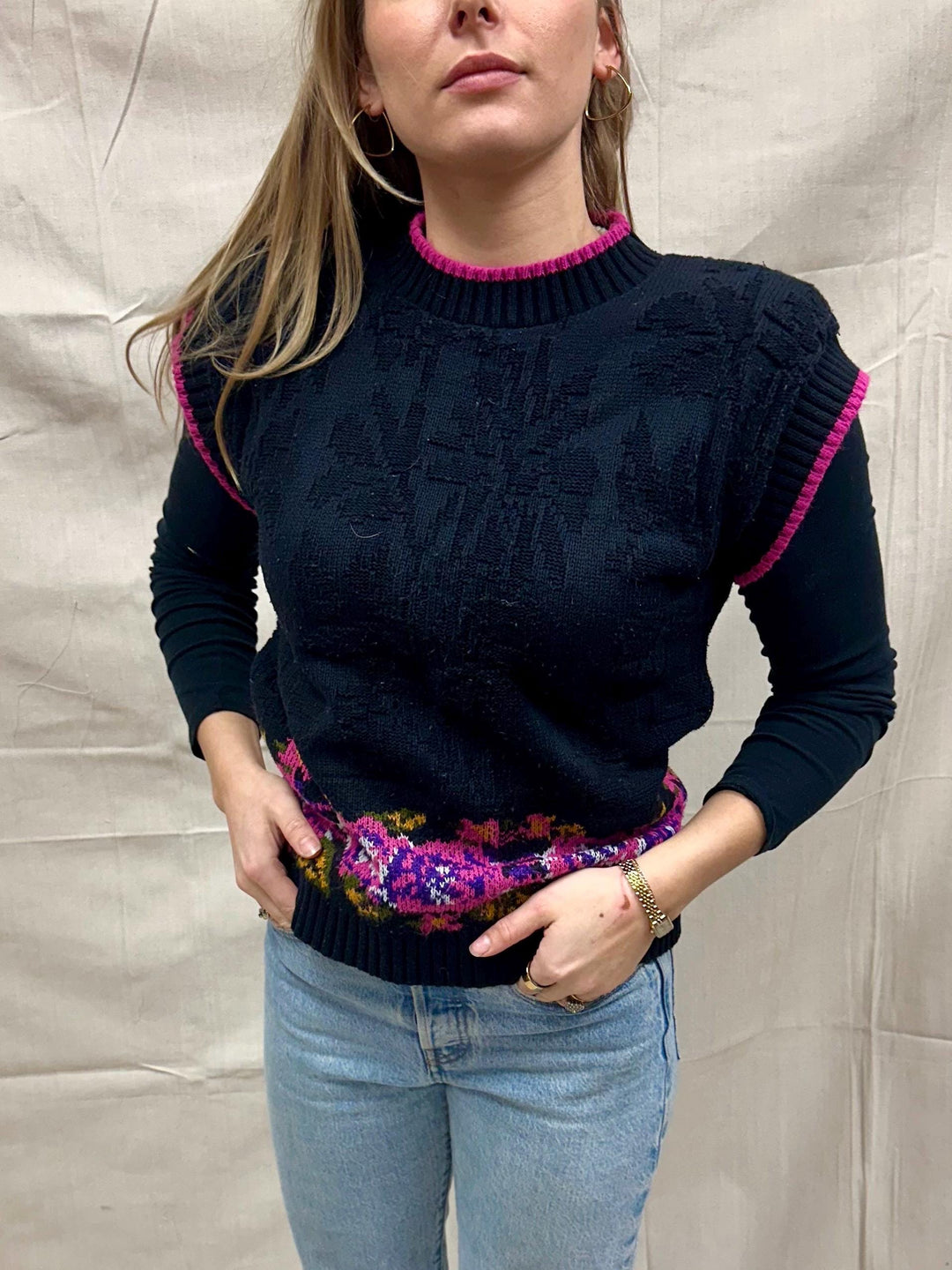 Vintage Black and Pink Pullover Vest with Flower Detail | Size Medium