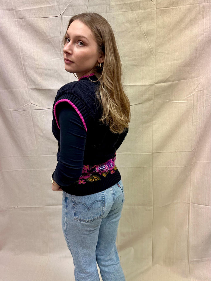 Vintage Black and Pink Pullover Vest with Flower Detail | Size Medium