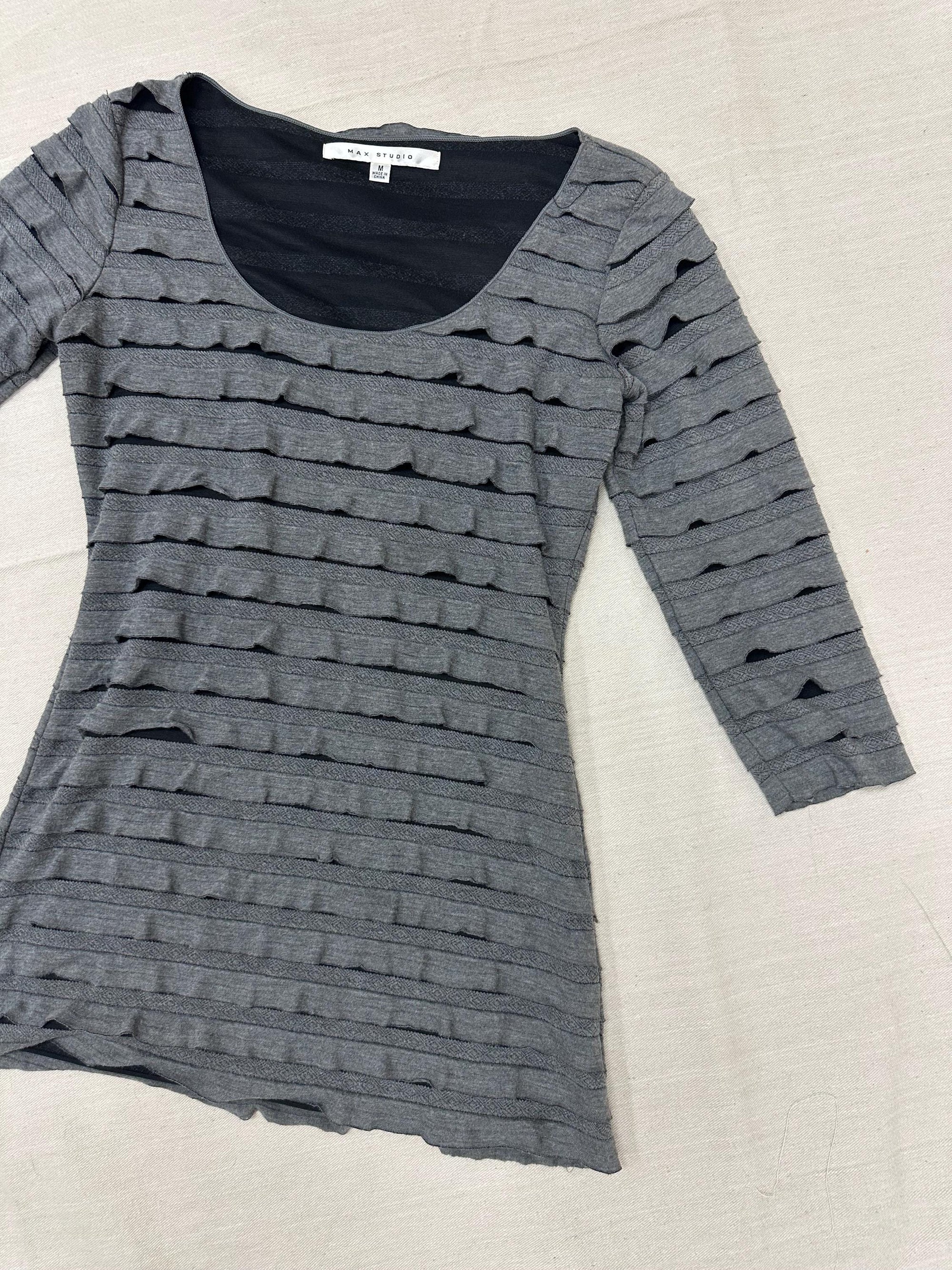 Vintage Y2K Grey Ruffle Tunic Dress | Size Medium