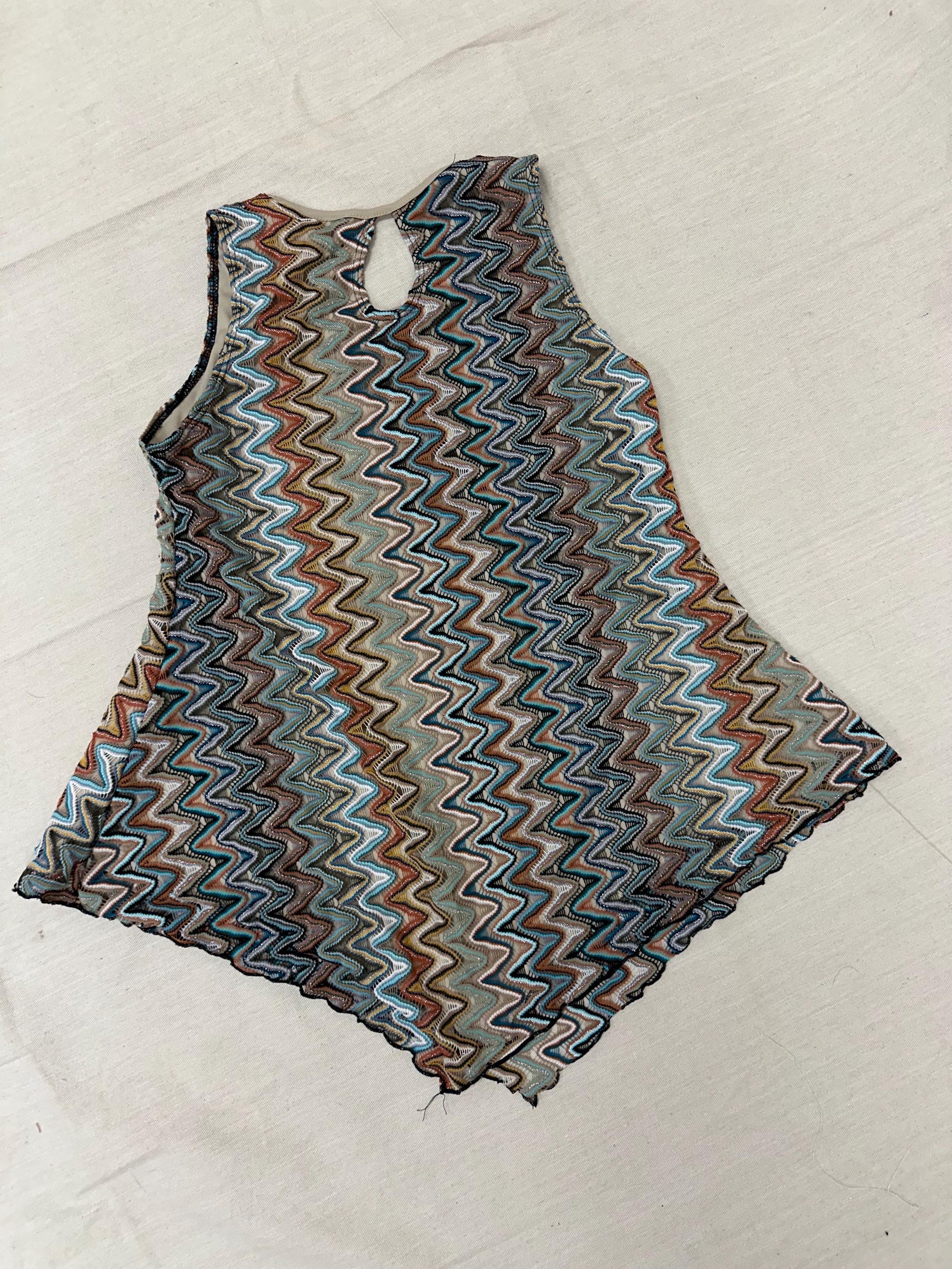 Vintage 90s Elizabeth Zig Zag Strechy Tank Top | Size Medium