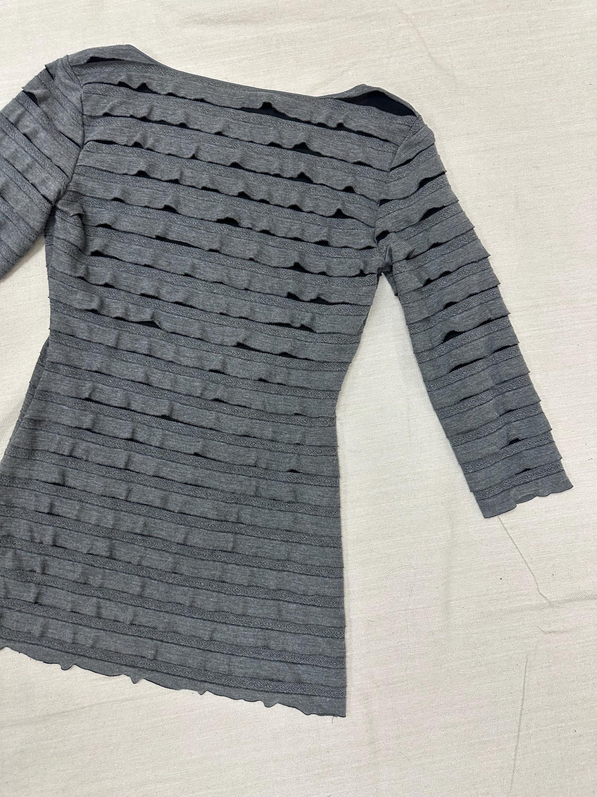 Vintage Y2K Grey Ruffle Tunic Dress | Size Medium