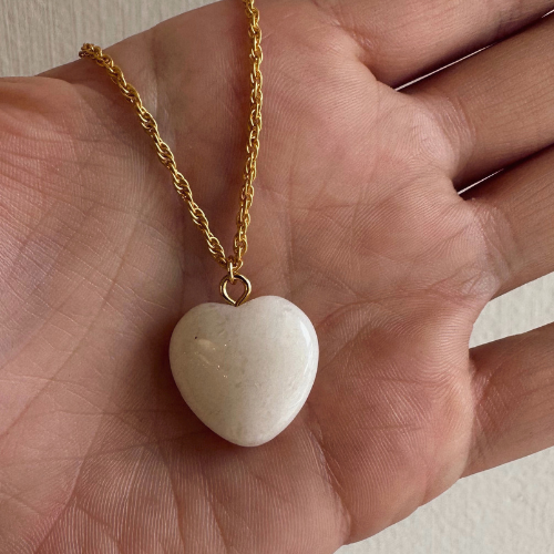 Standout Gold White Quartz Heart Necklace