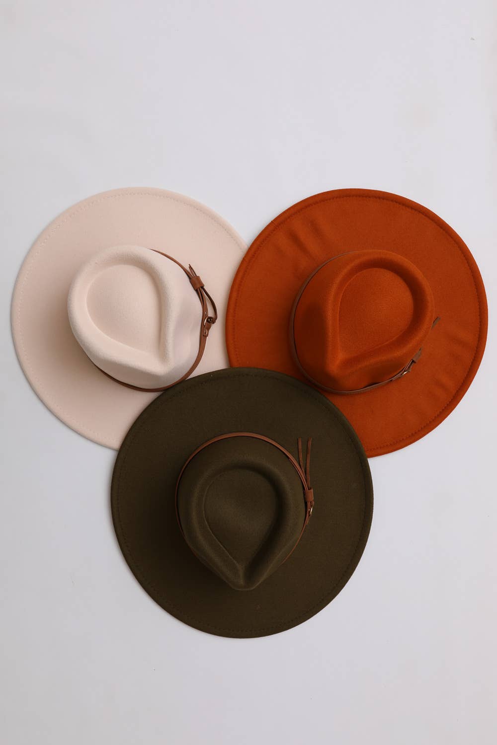 Willow Flat Brim Buckle Hat